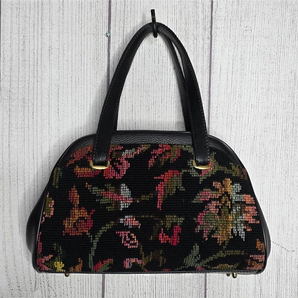 Vintage Floral Needlepoint Tapestry Handbag Black Frame Purse - Picture 2 of 5